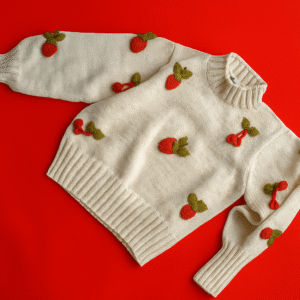 Frutos Rojos Sweater