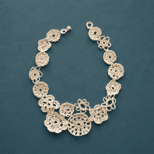 Santa Elena collar